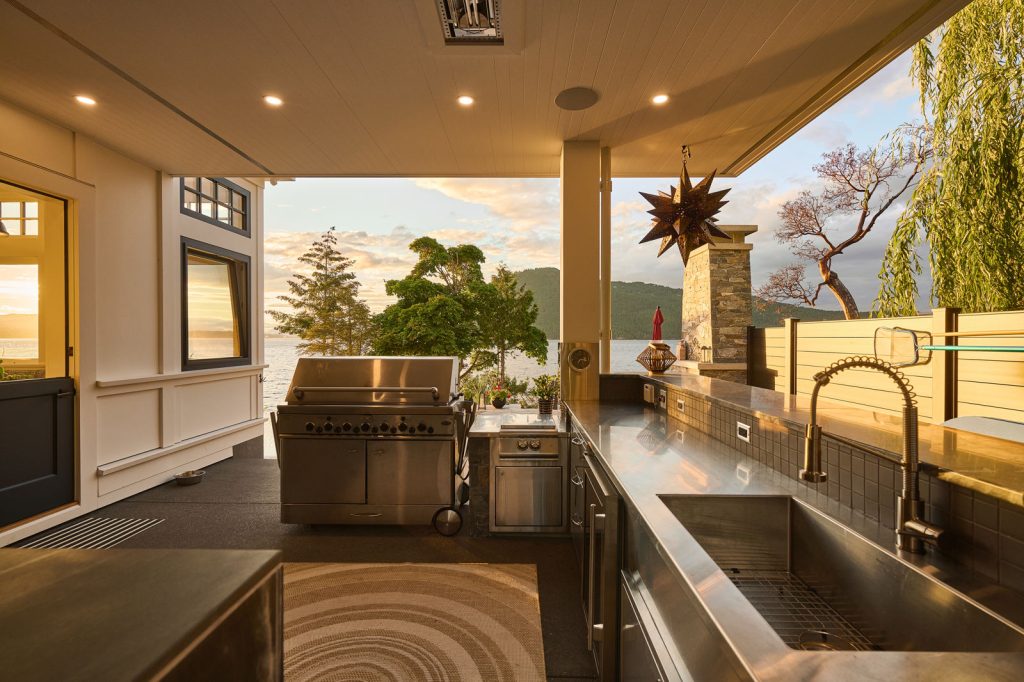 outdoor kitchen/bbq area with view